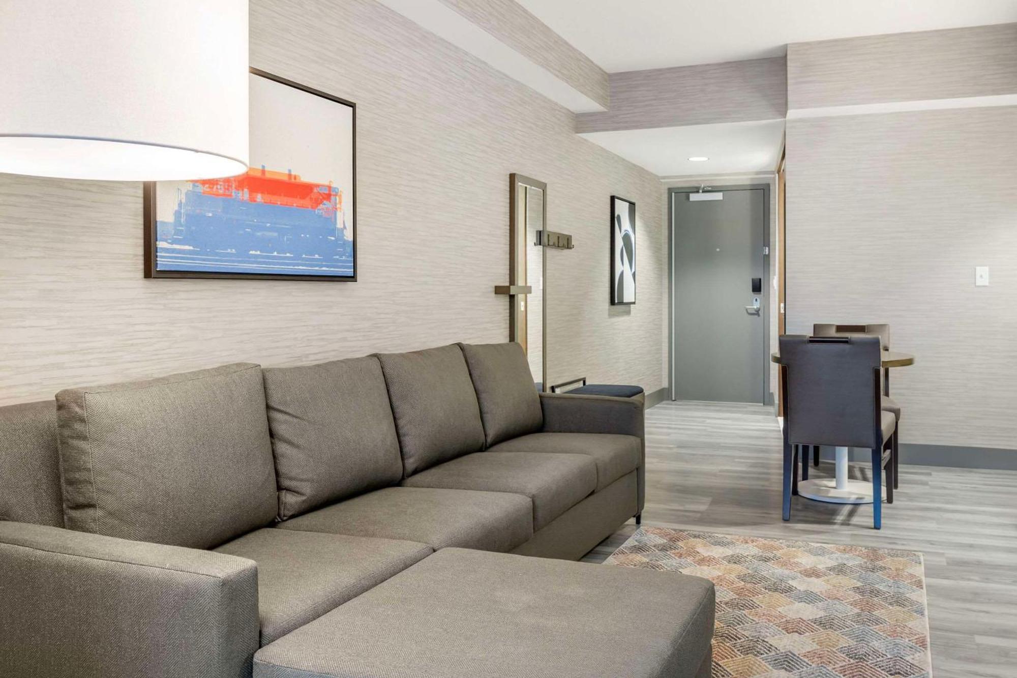 Two Room Suite Non Smoking